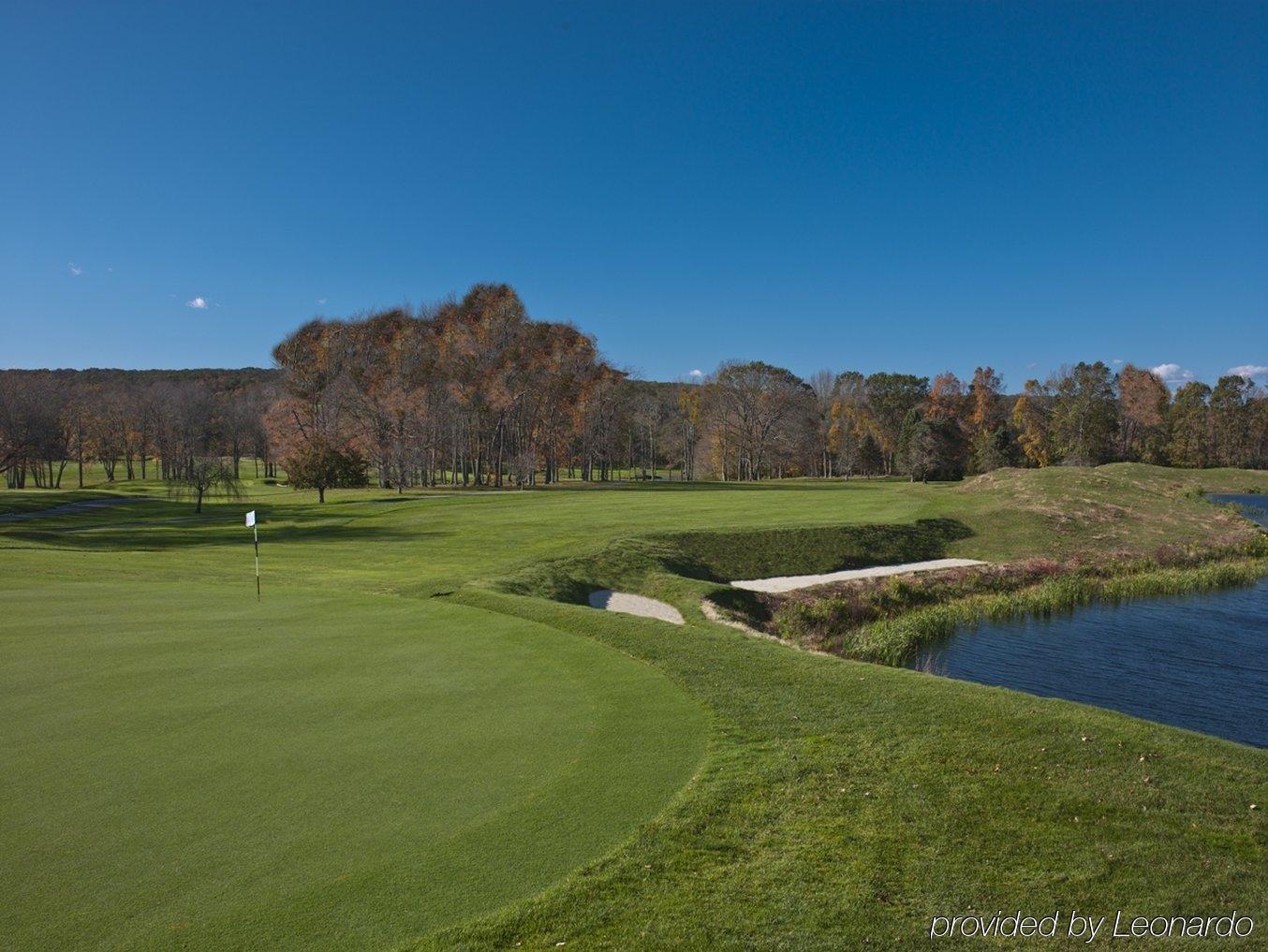 Mohegan Sun Hotel Uncasville Bagian luar foto